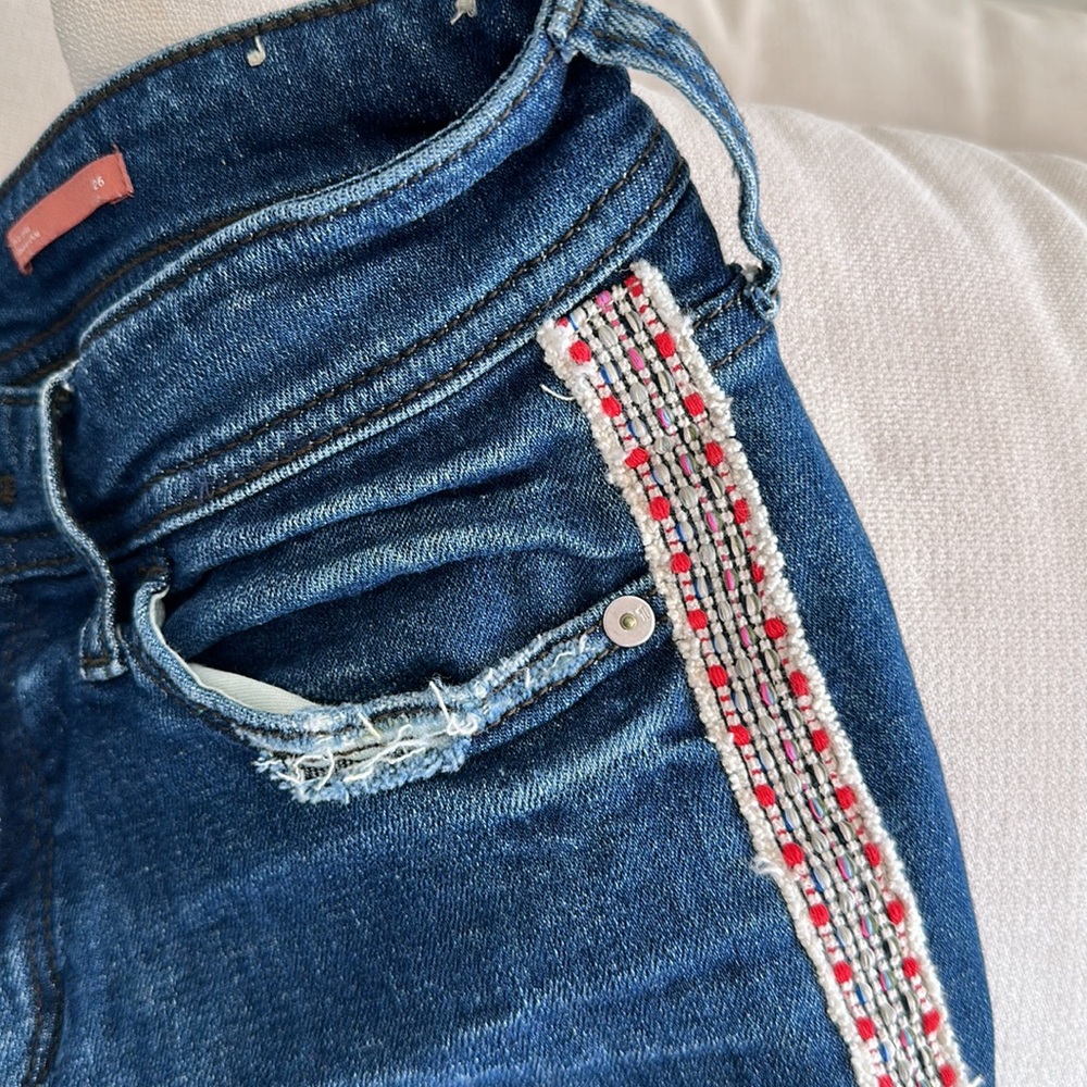 PILCRO Boyfriend, slim, crop denim jeans, size 26, great detailing on the sides - Picture 4 of 9